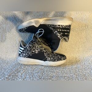 Adidas Mens Sneakers Size 12.5